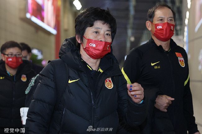 预告中多线交织，列车上文咏珊“踩盘儿”是暴风雨前的宁静，随后残暴劫匪犯下的罪行令人触目惊心；另一边刘德华和黄轩密谋“干大的”，但两人关系暗流涌动；而首次出国抓捕的张涵予则面临着前所未见的难题